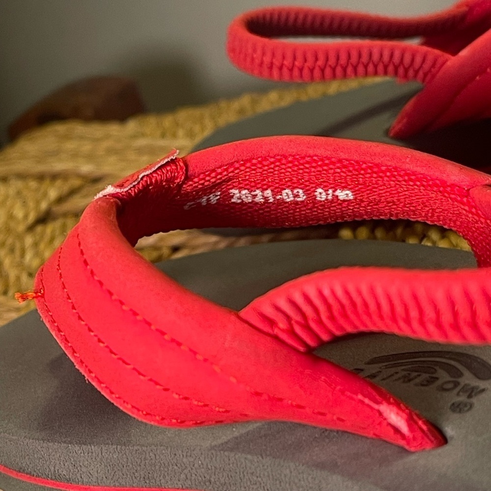 Red Rainbows - Picture 4 of 5